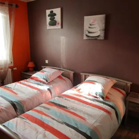 Nyaraló House L'essart *